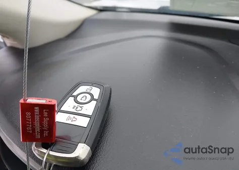 2017 Ford Fusion S z USA, uszkodzony, nr VIN 3FA6P0G77HR318708